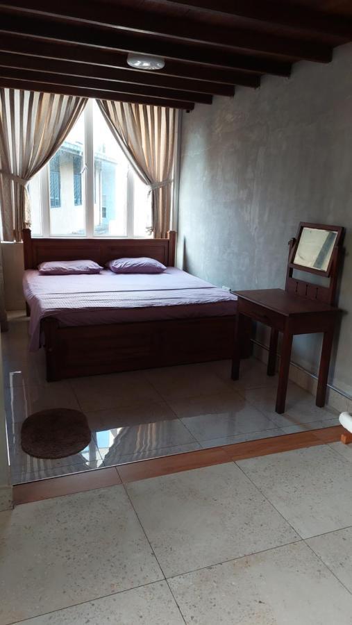 Private In Nugegoda 5, Close To High-level Road Apartemen