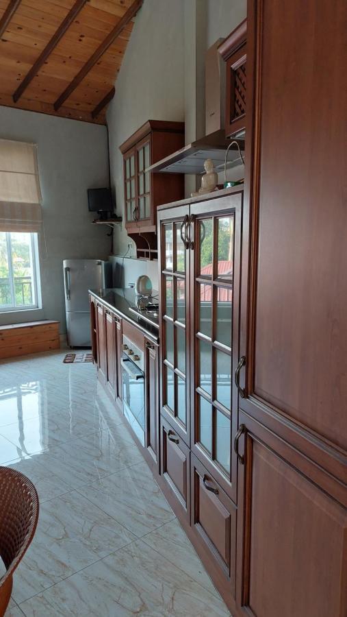 Private In Nugegoda 5, Close To High-level Road Apartemen *